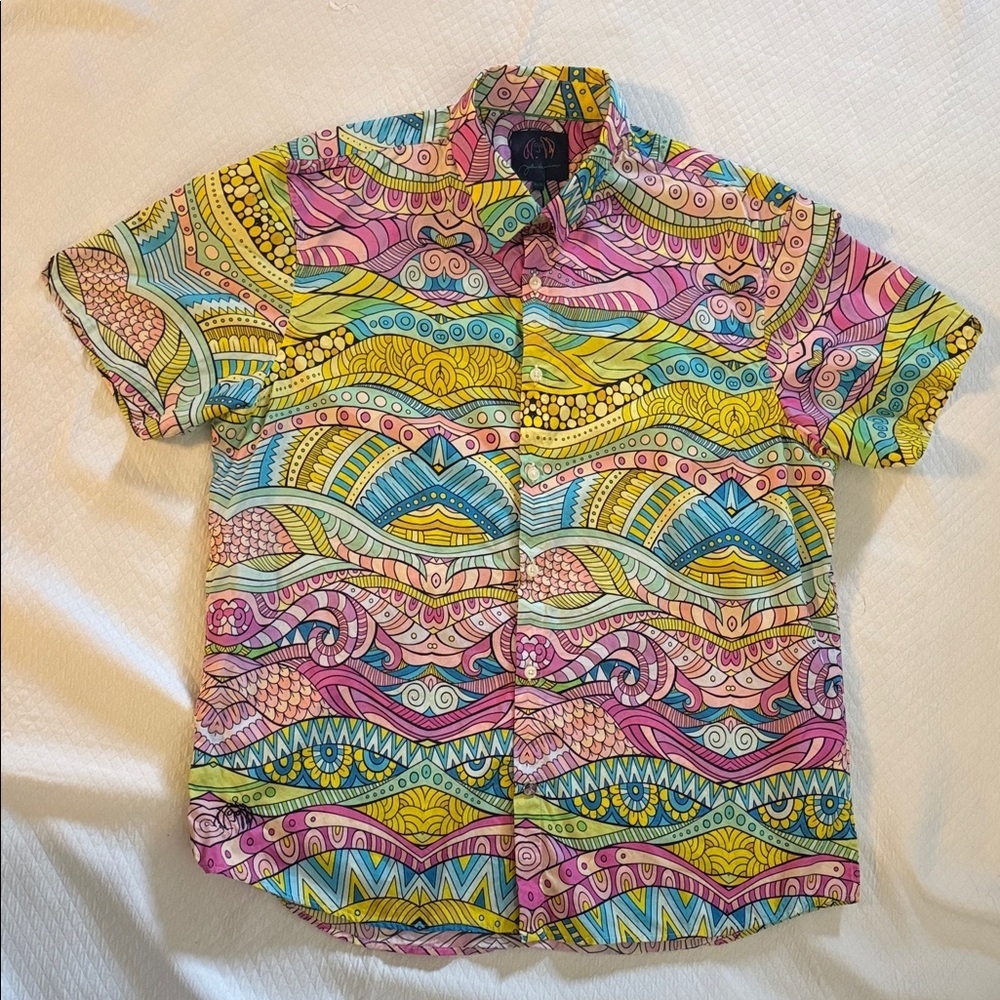 Rare Vintage John Lennon psychedelic Patterned Men's Shirt. Excelent condition